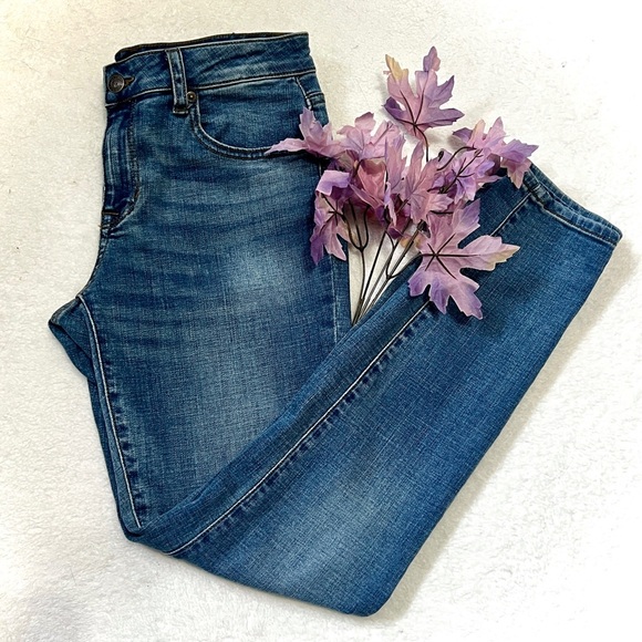 FRYE Light Wash Classic Skinny Jeans - Size 4 (28") - Picture 1 of 11